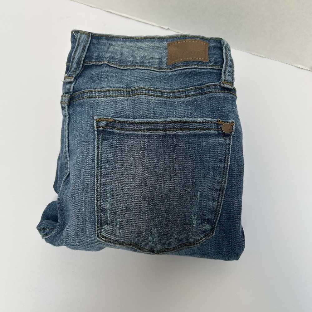 Judy Blue Relaxed Fit Distressed Mid-Rise Denim Jeans Size 27 Style #8271‎